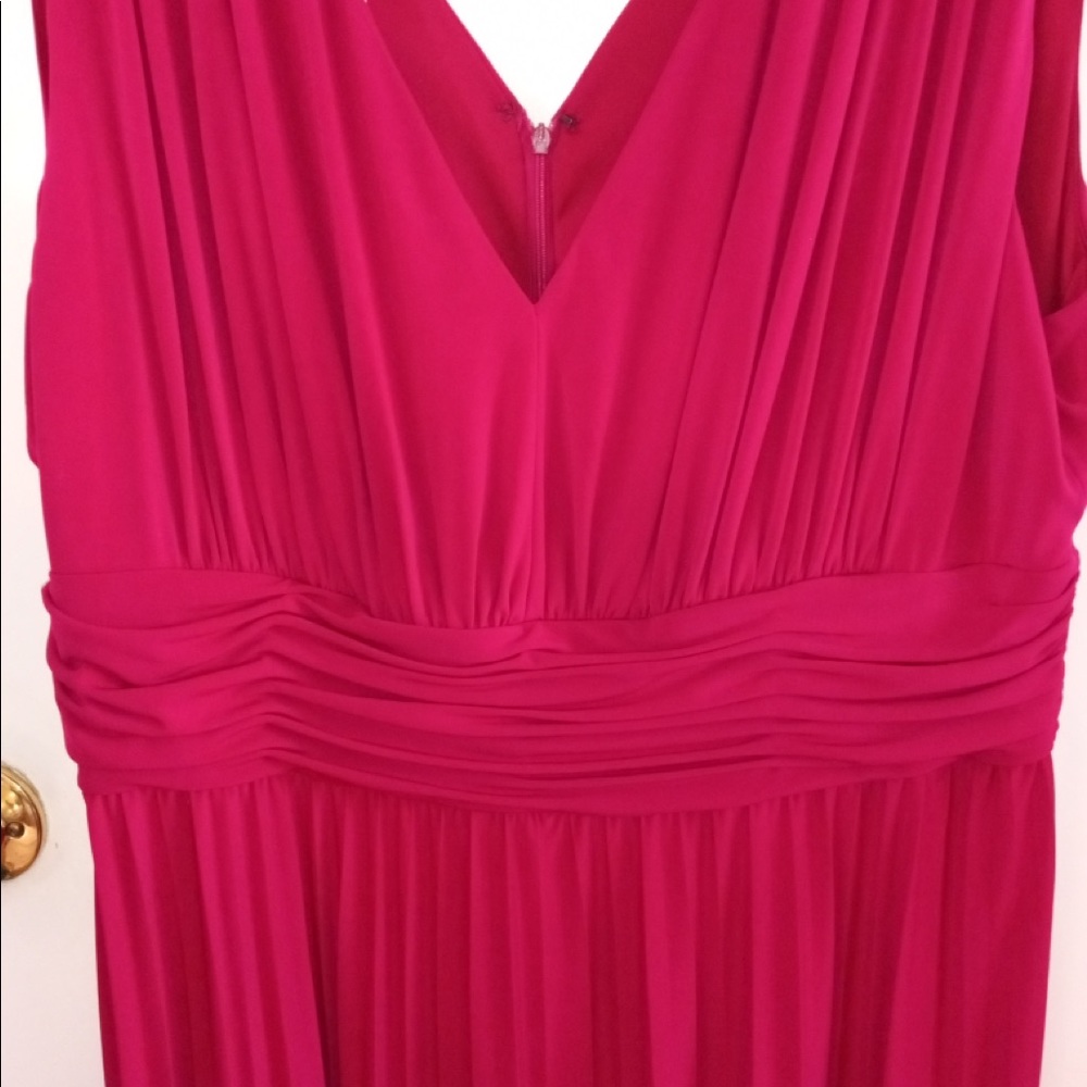 Gorgeous red Valentine's Day dress